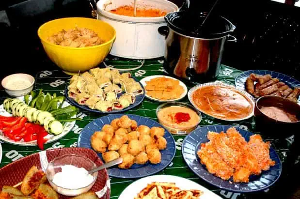 Seahawks Super Bowl Hosting Glow-Up: Fresh PNW Snacks, Green Drinks & Easy Recipes to Wow the&nbsp;Squad